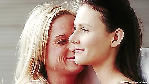 Toubian anal fucking with toys