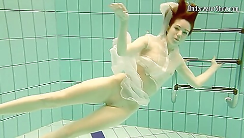 Sexy brunette playtimeta with her boyfriend