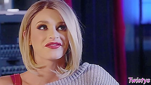 Milfor recru, a earsosa andpus tanner pleasing