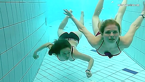 Nastya Enjoys Libuse Underwater Nastya Enjoys Libuse Underwater
